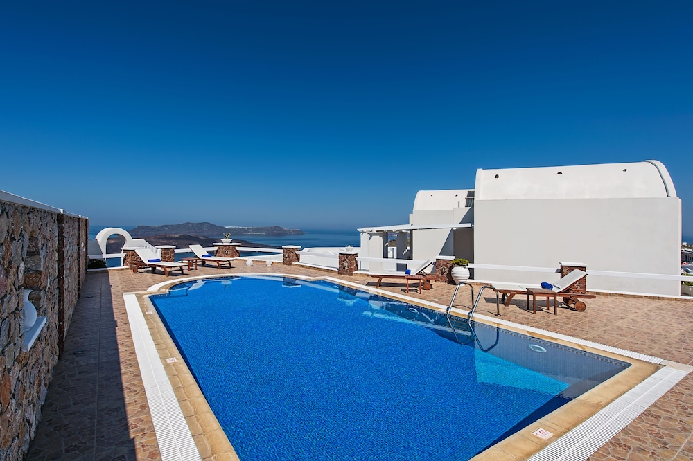 Villa Irini Fira 33/45
