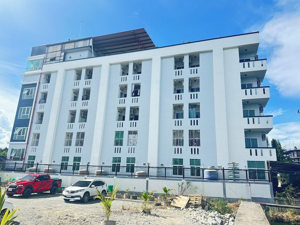 At Ease Residence Suvarnabhumi 10/67