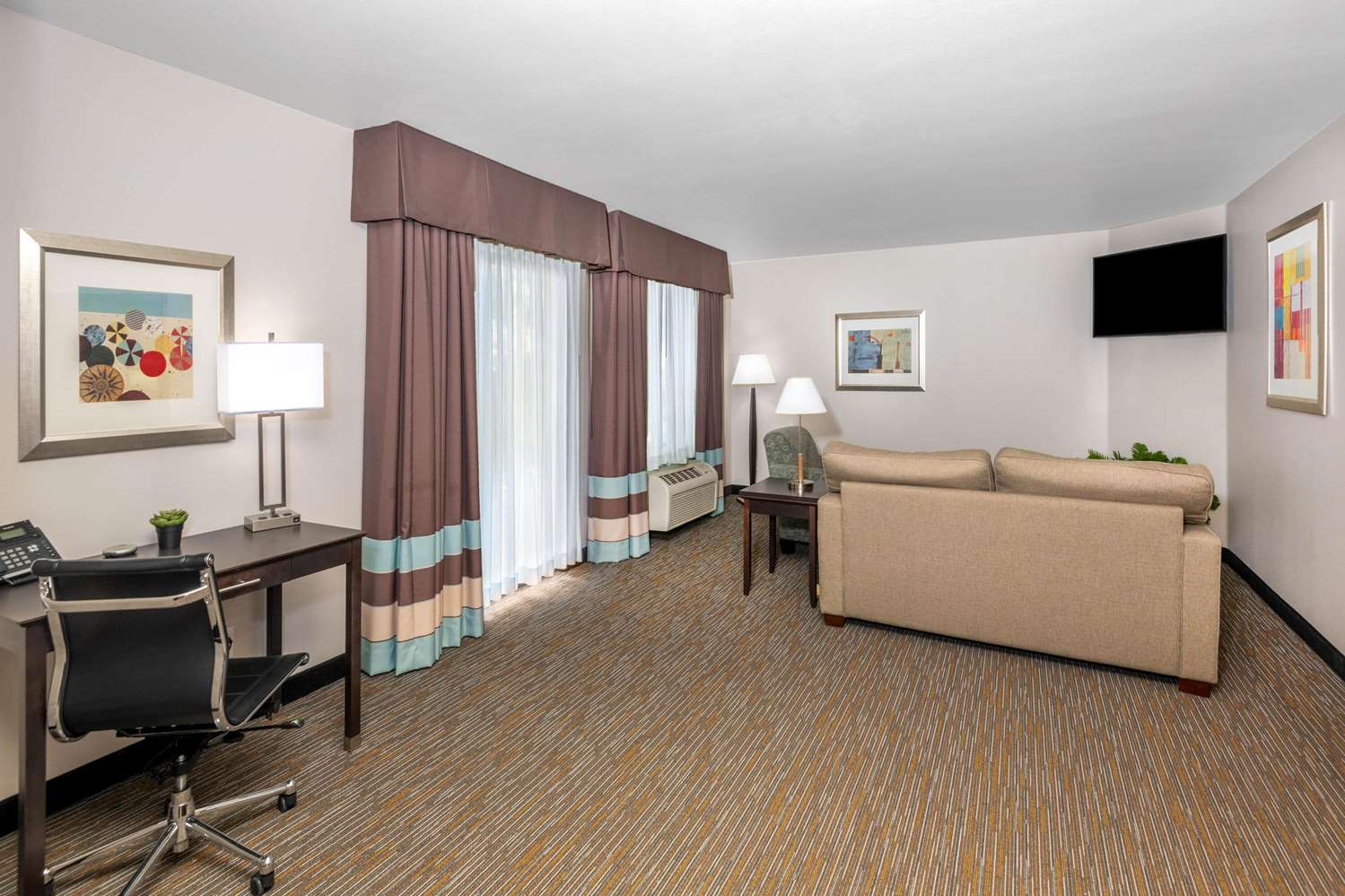 Wingate By Wyndham St George 16/27