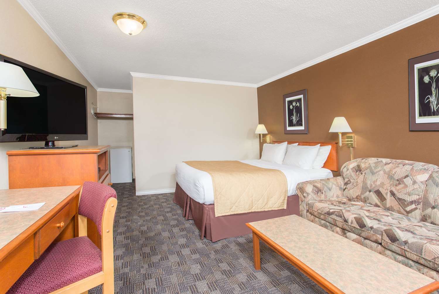 Grand Forks Inn 11/20
