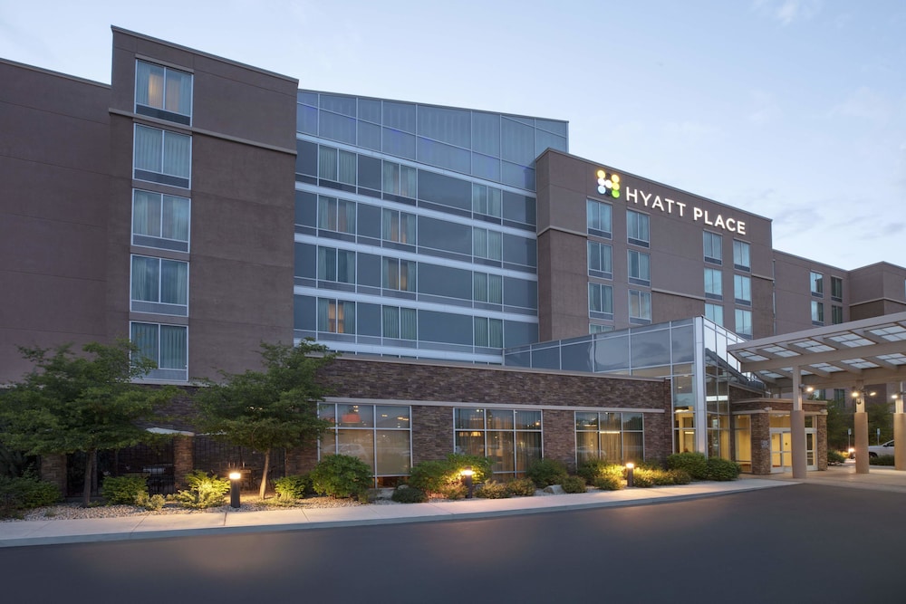 Hyatt Place Reno Tahoe Airport 5/75