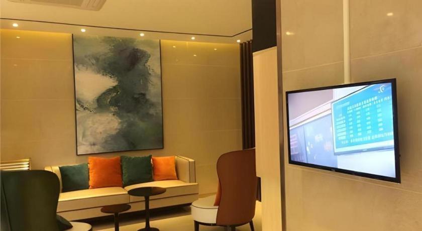 City Comfort Inn (Zhuhai Qinglv Middle Road) 43/54