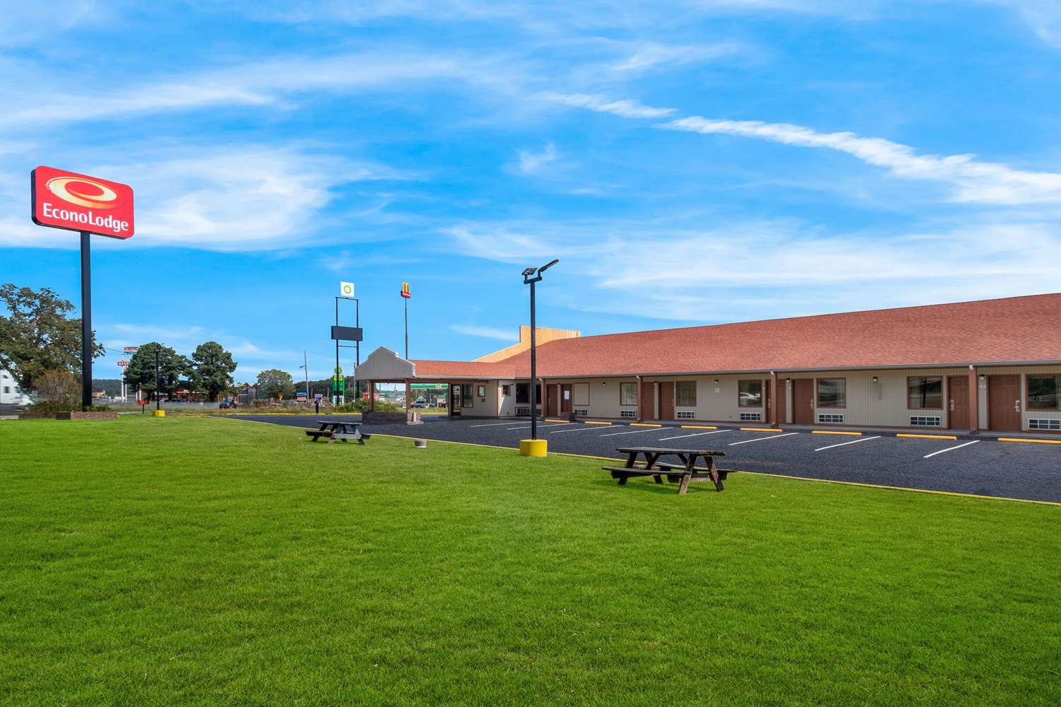 Econo Lodge Cornersville I-65 43/46