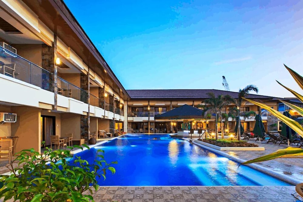 Cebu Westown Lagoon - South Wing 56/57