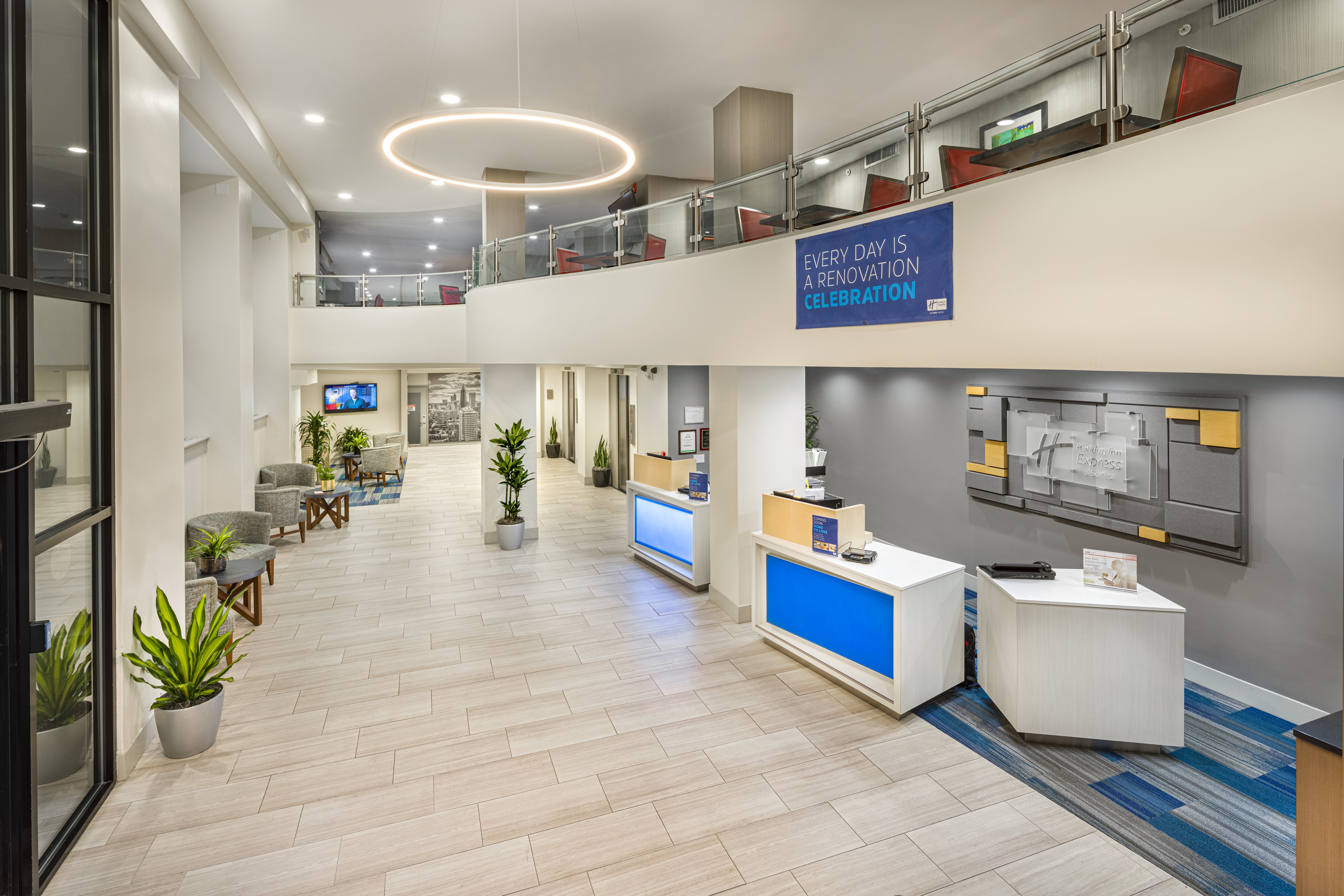 Holiday Inn Express And Suites Atlanta Downtown 8/48