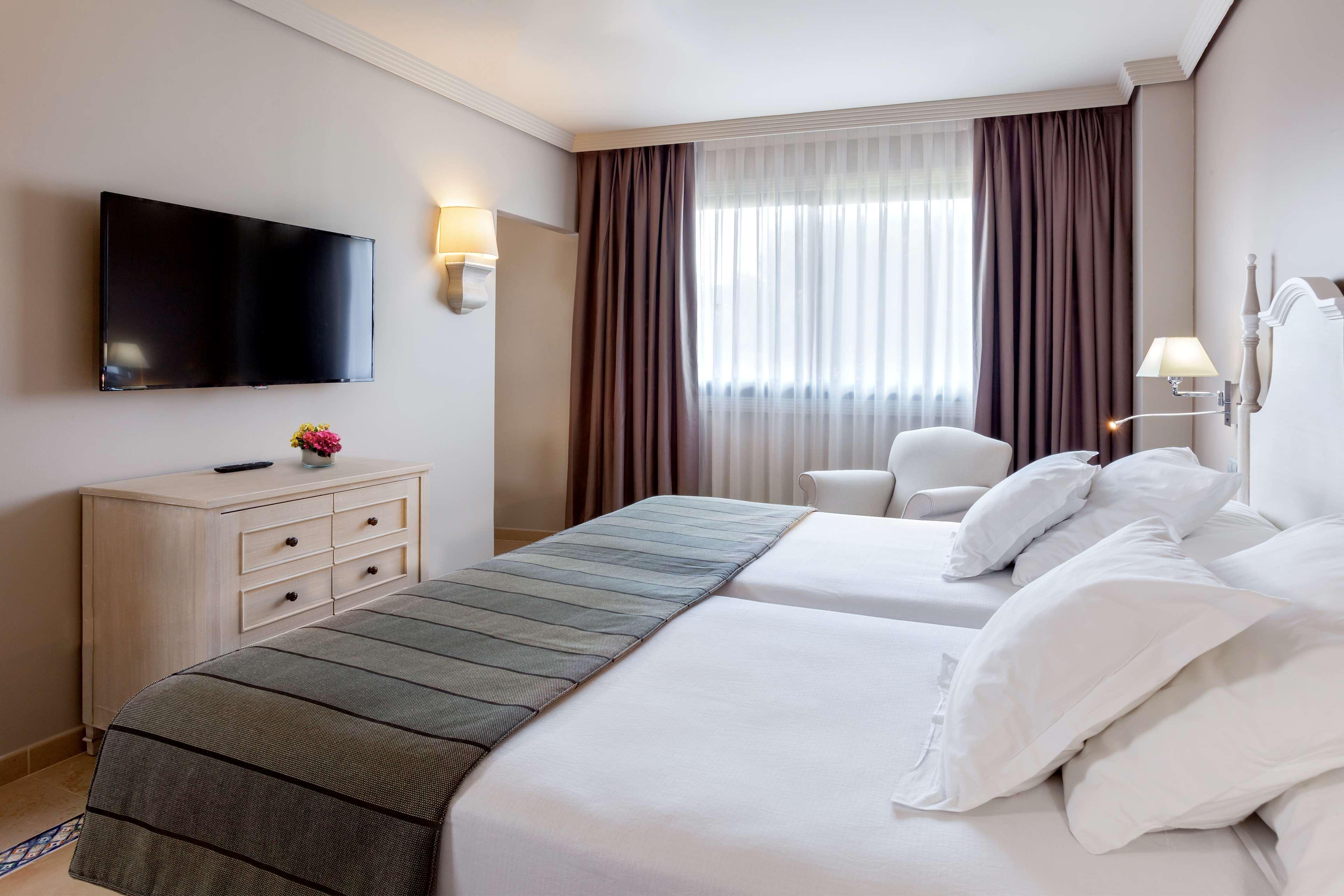 JUNIOR SUITE, FAMILY