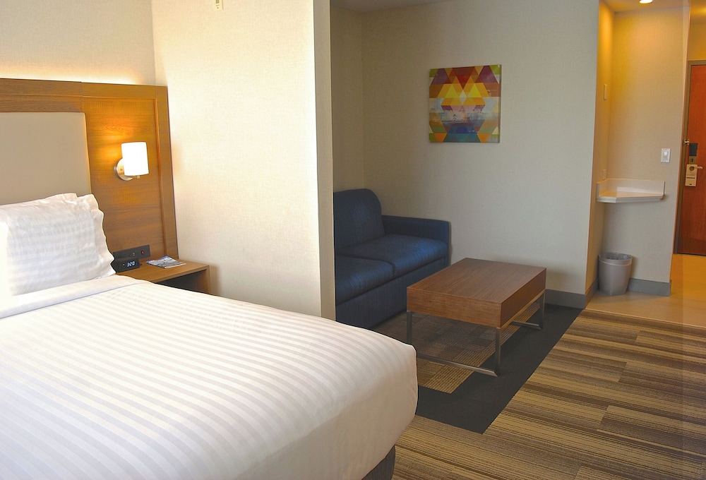 Holiday Inn Express Vancouver Airport Richmond 14/48