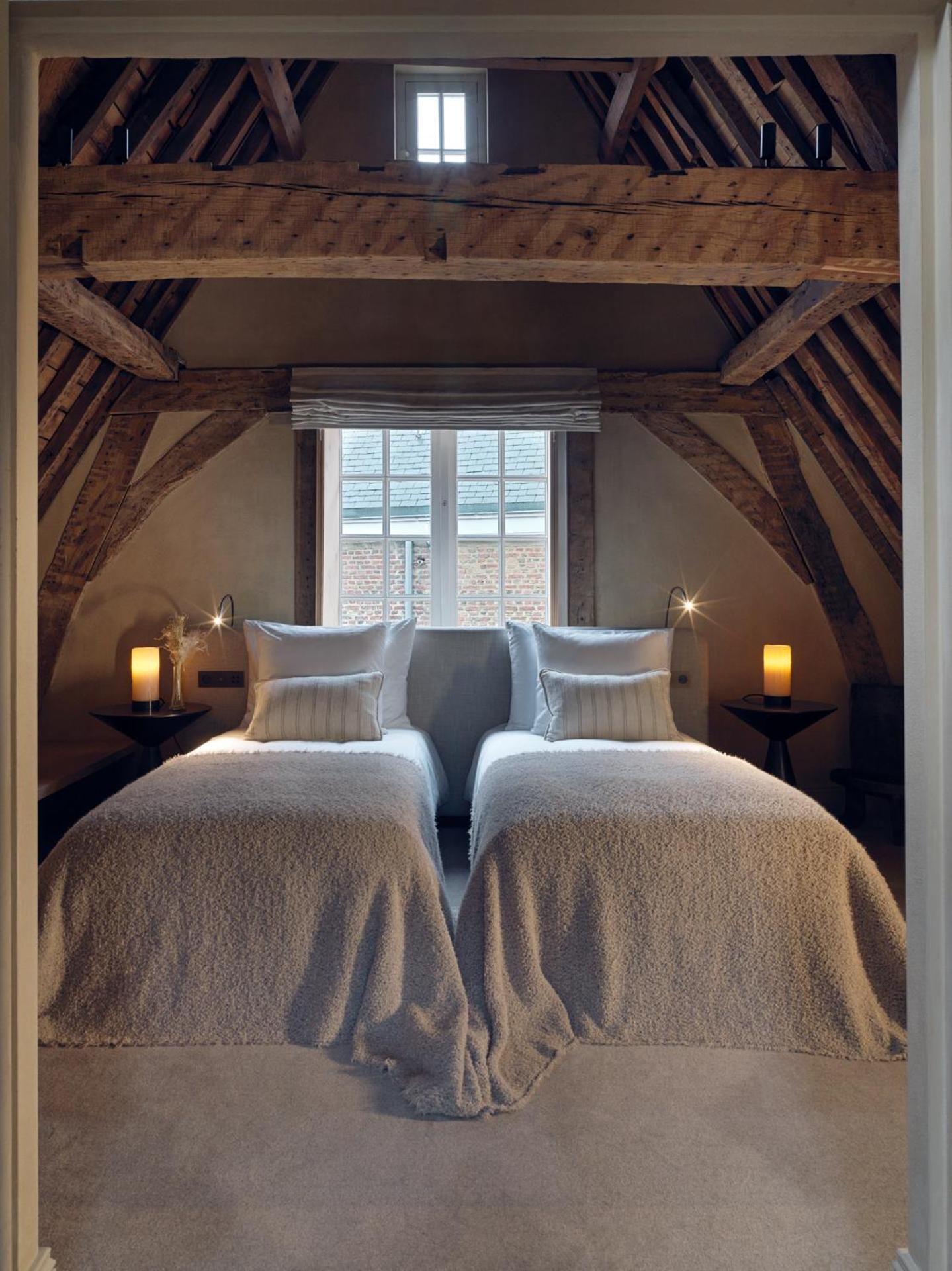 2 Bedrooms, Suite, 2 Queen Beds