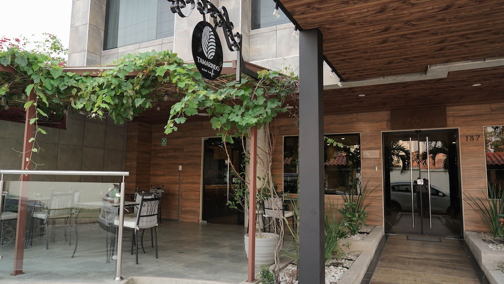 Chairu Eco Hotel 4/43