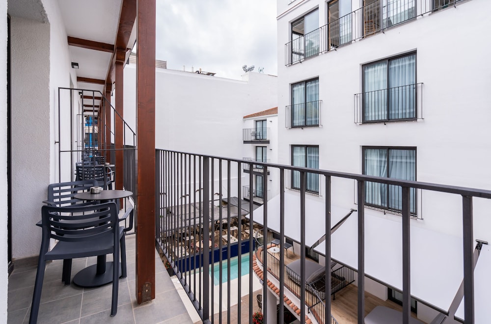 Neptuno Hotel & Spa in CALELLA