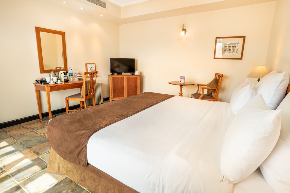 Novotel Al Dana Resort 17/75