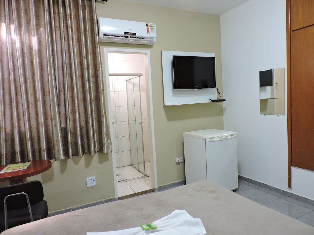 Aton Plaza Hotel 25/58