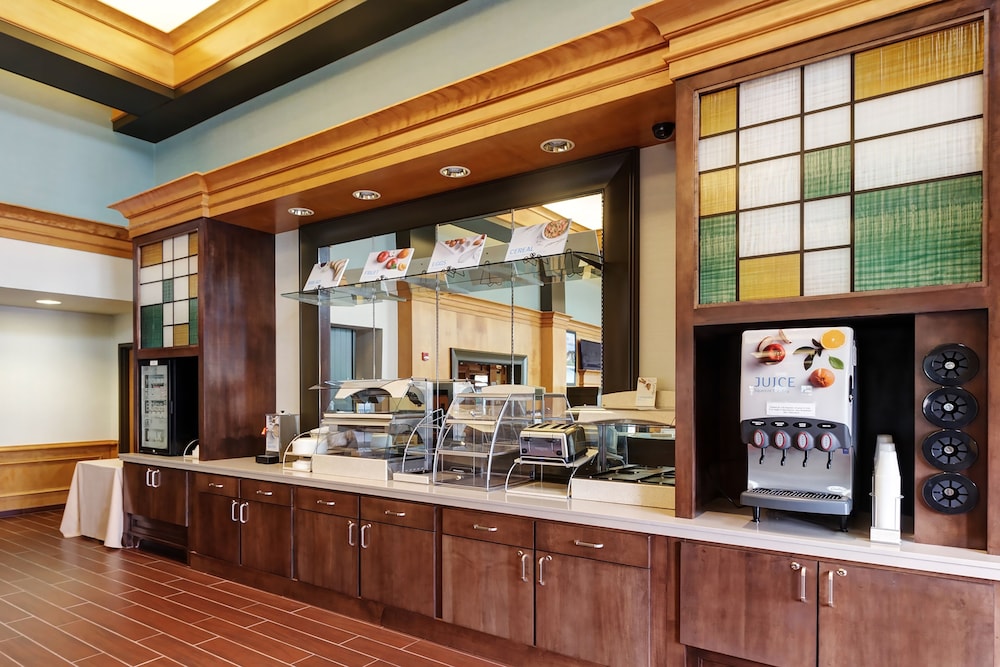 restaurant-cafeteria
