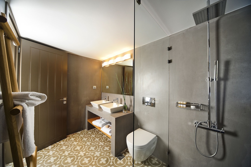 Pepi Boutique Hotel 49/50