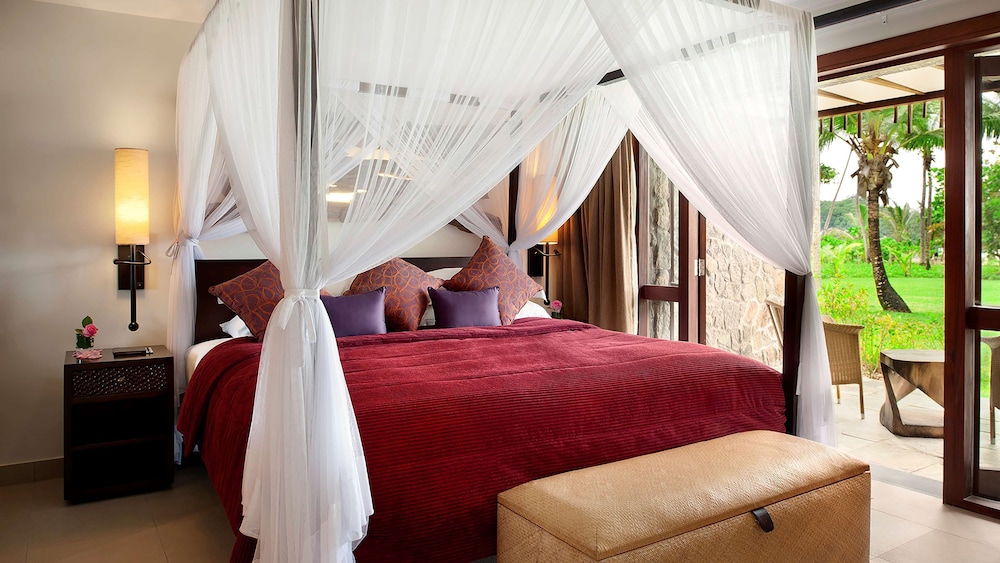 Kempinski Seychelles Resort 25/78