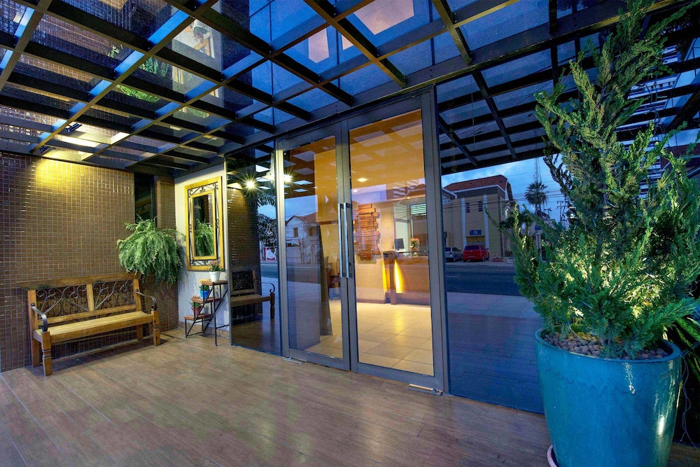 Carppa Hotel 7/49