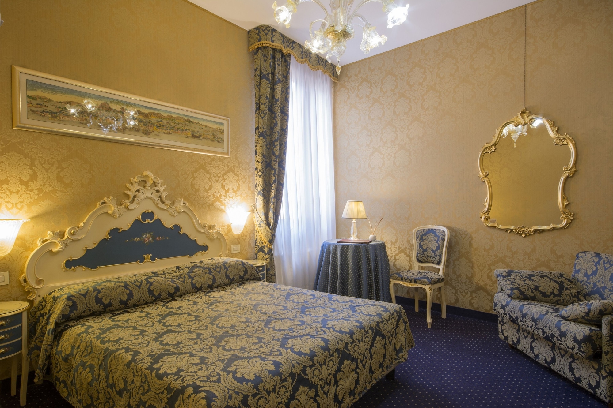 SUPERIOR, DOUBLE BED