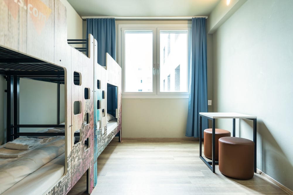 a&o Hostel Venezia Mestre 48/69