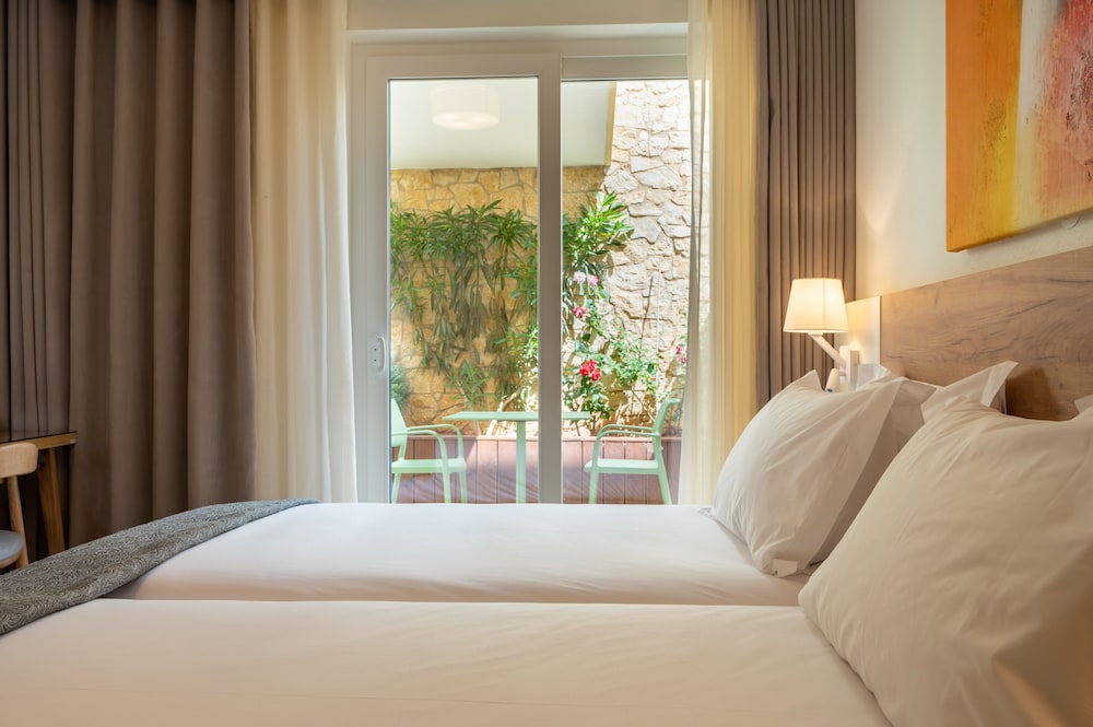 Aparthotel Vila Luz 29/71