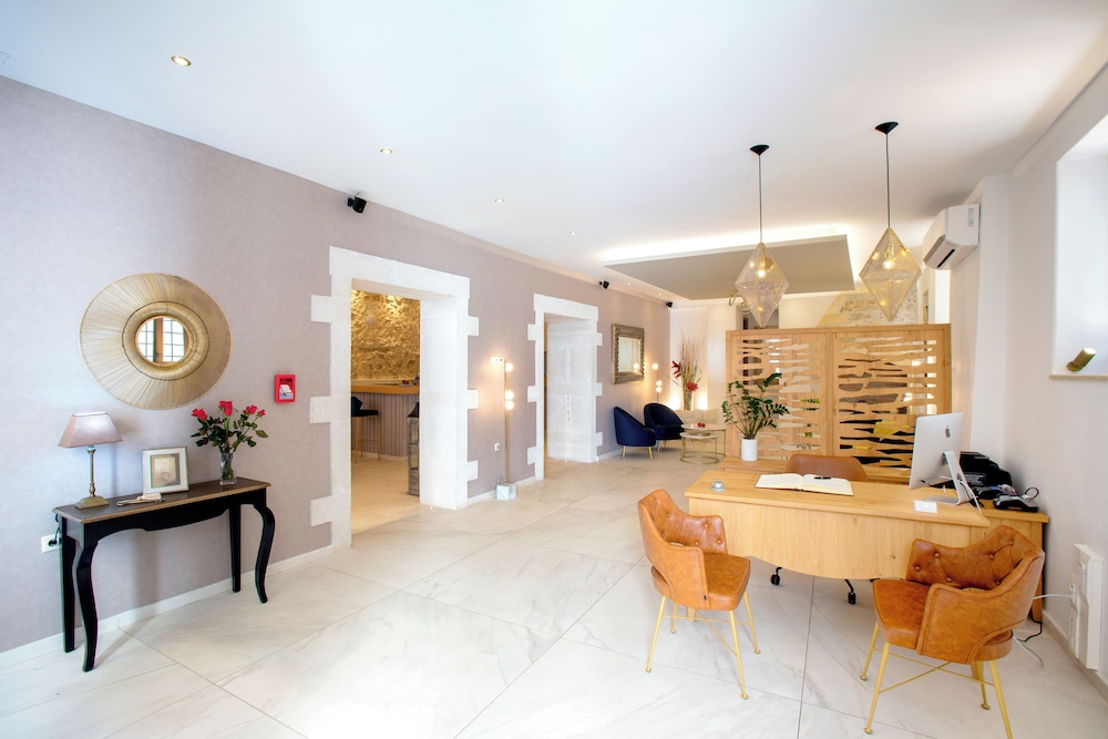 Casa Moazzo Suites and Apartments 9/59
