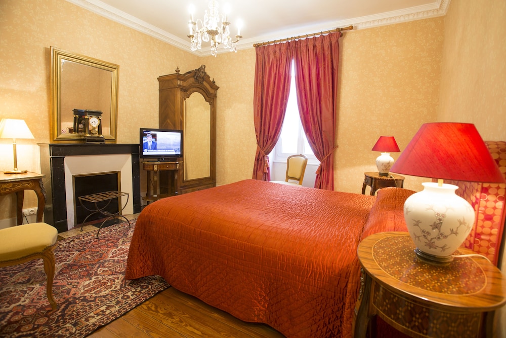 Hôtel La Villa Fleurie 27/69