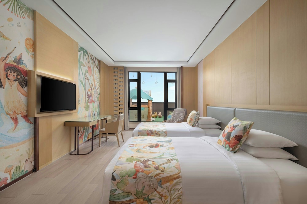 Hut, Guest Room, Premier, Tent, 2 Double Beds, Balcony