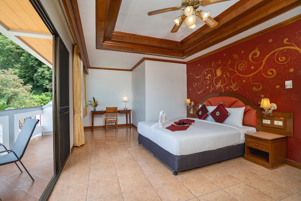 Memory Karon Resort 40/67