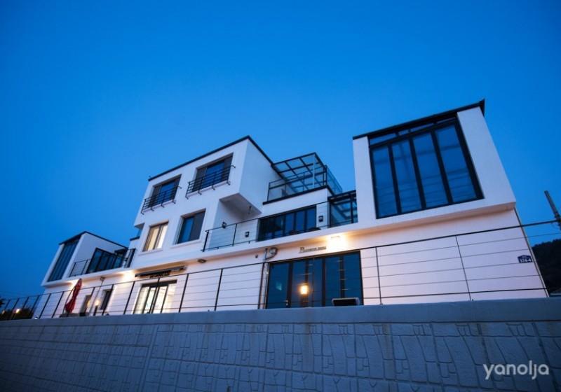 Yeosu Calma Pool Villa 1/78