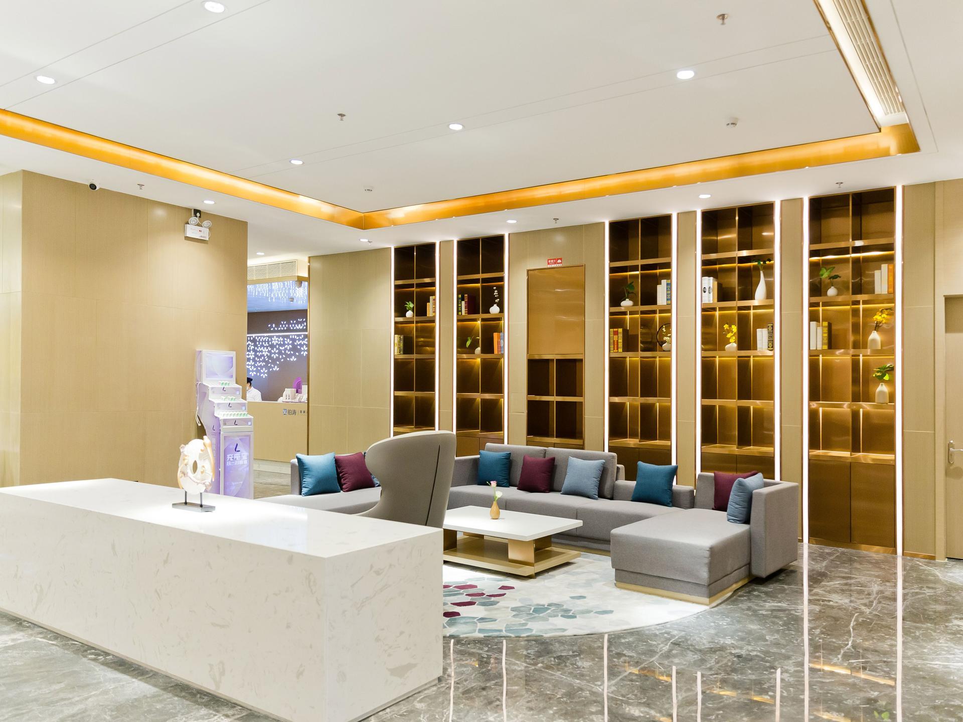 Lavande Hotel (Shenzhen Luohu Shuibei Cuizhu Metro Station) 16/48