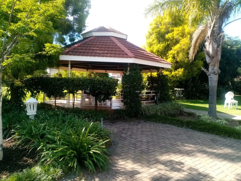 The Hills Guest House 43/50