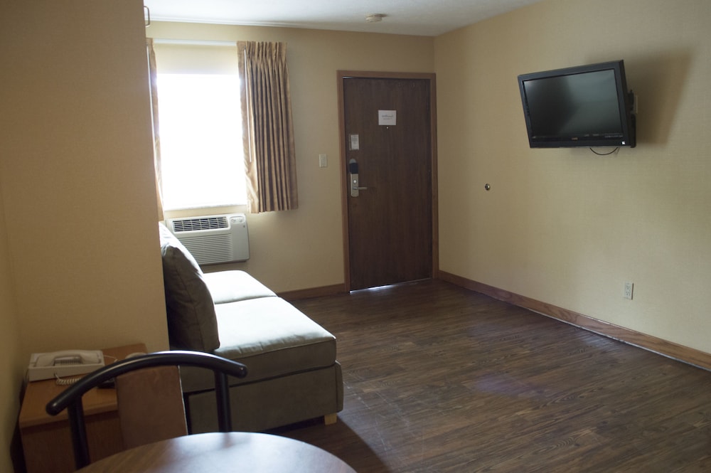 South Shore Inn 29/54