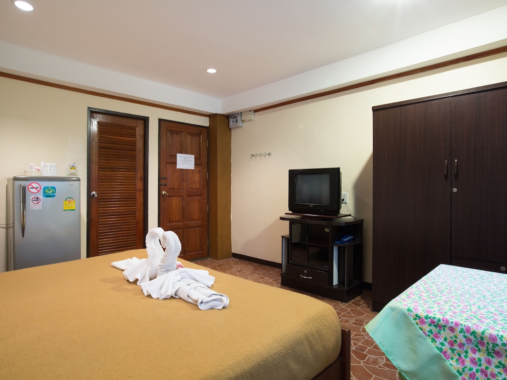 Stefans Guesthouse 12/57