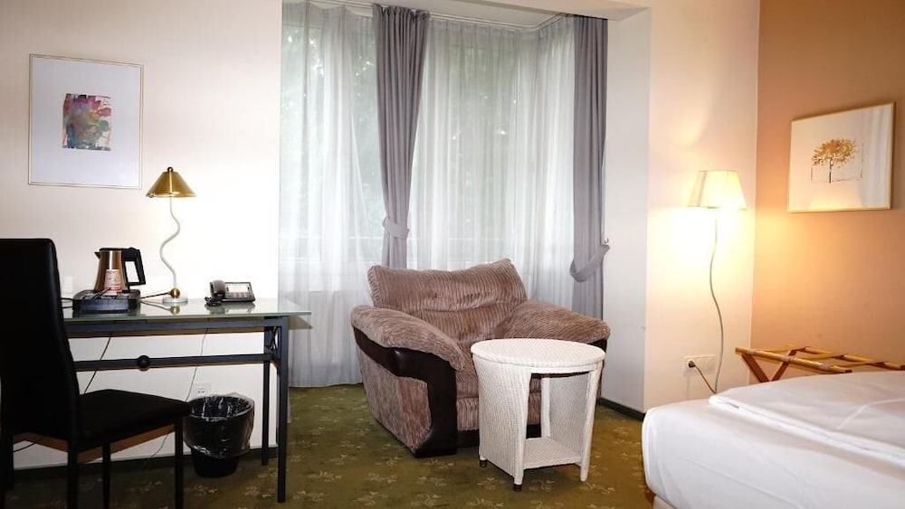 ENTREE HOTEL GROSS BORSTEL 21/50