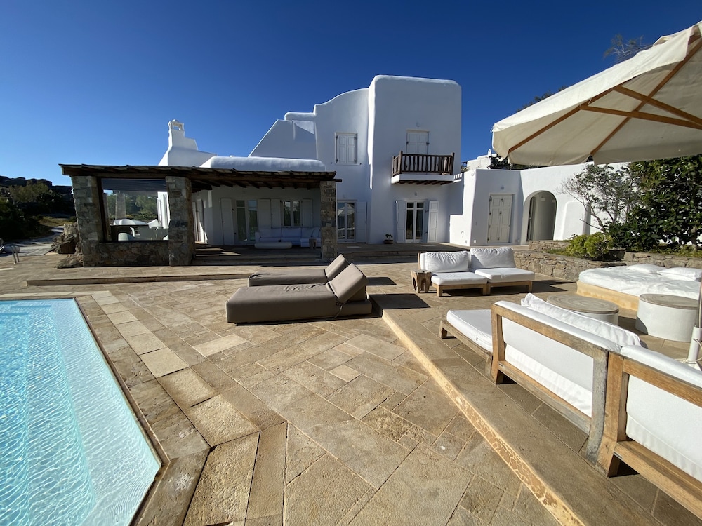 Villa Alessandra 36/50
