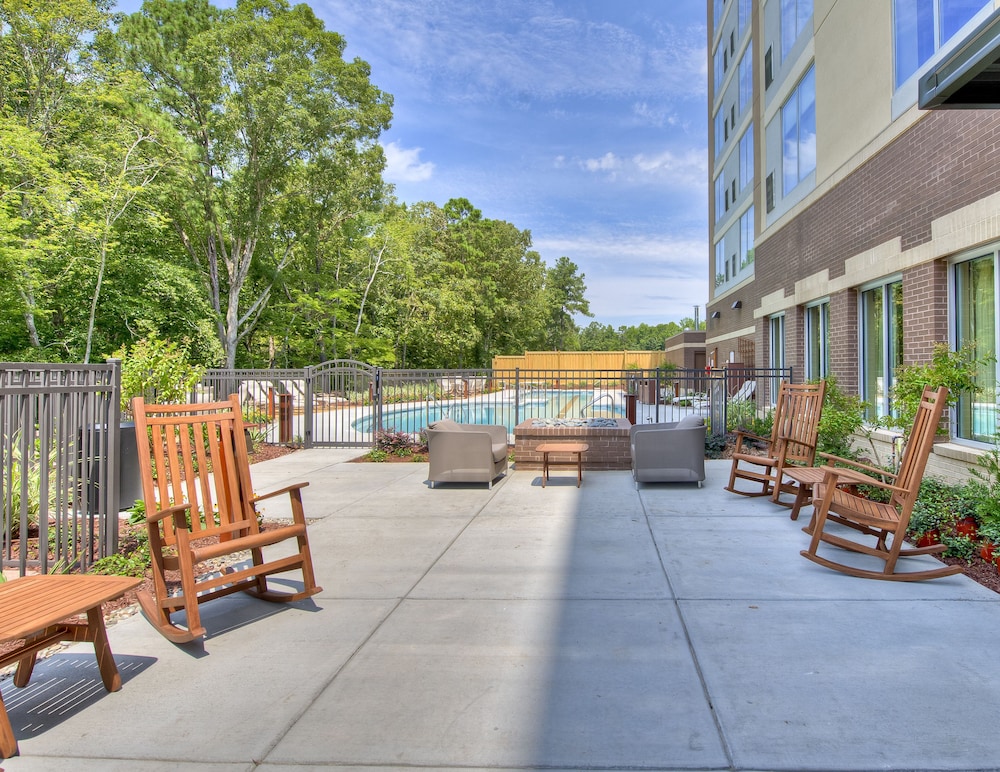 Hyatt Place Durham Southpoint 65/66
