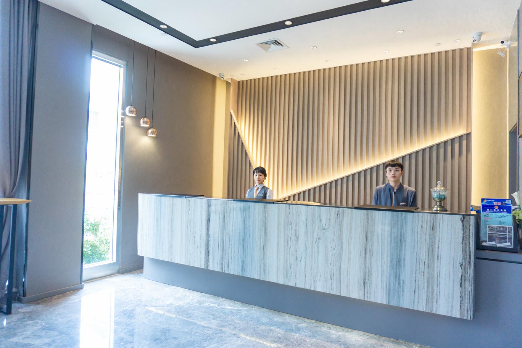 Home Inn Selected (Xiamen Zhongshan Road Pedestrian Street) 17/58