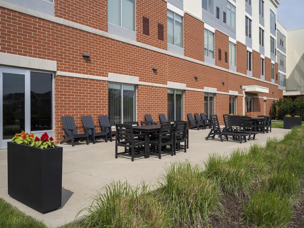 Hyatt Place West Des Moines/Jordan Creek 73/77