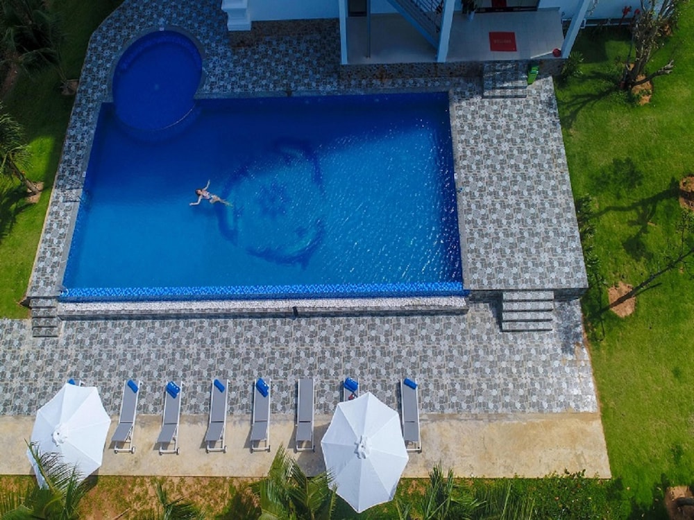 Homestead Seaview Phu Quoc Hotel 43/50