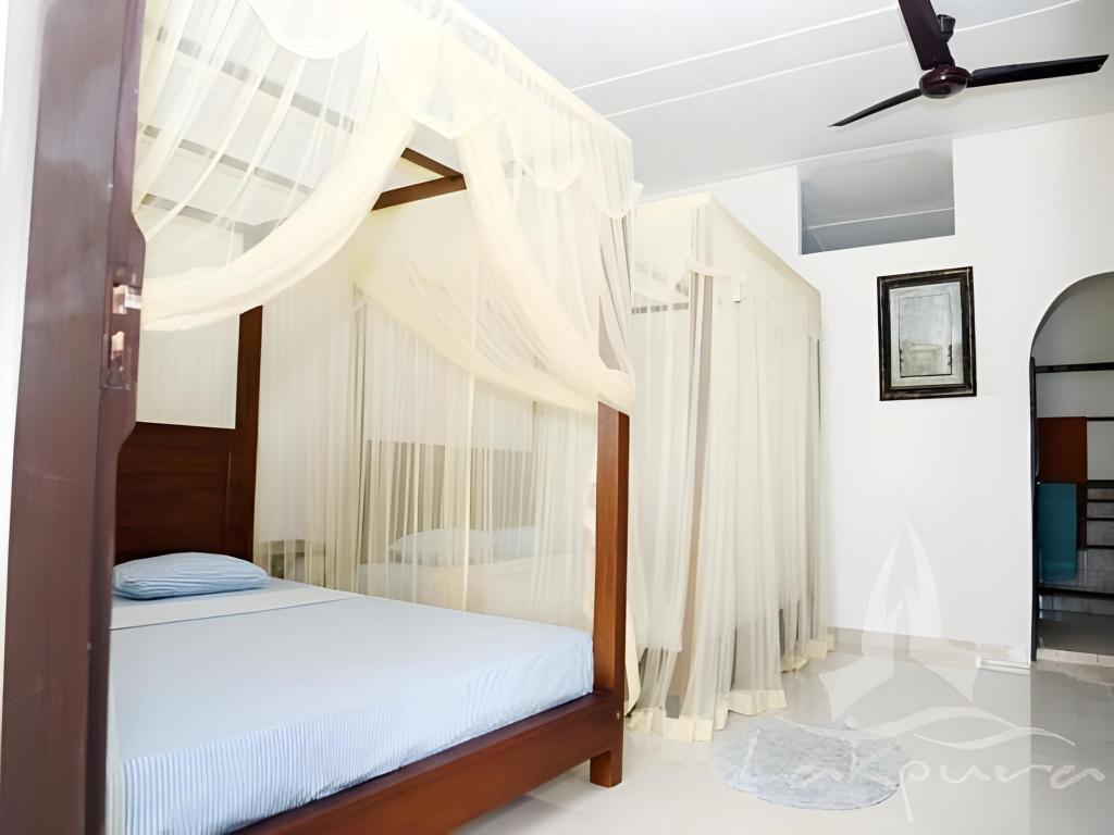 Room at Giragala Village Hotel, MIRISSA