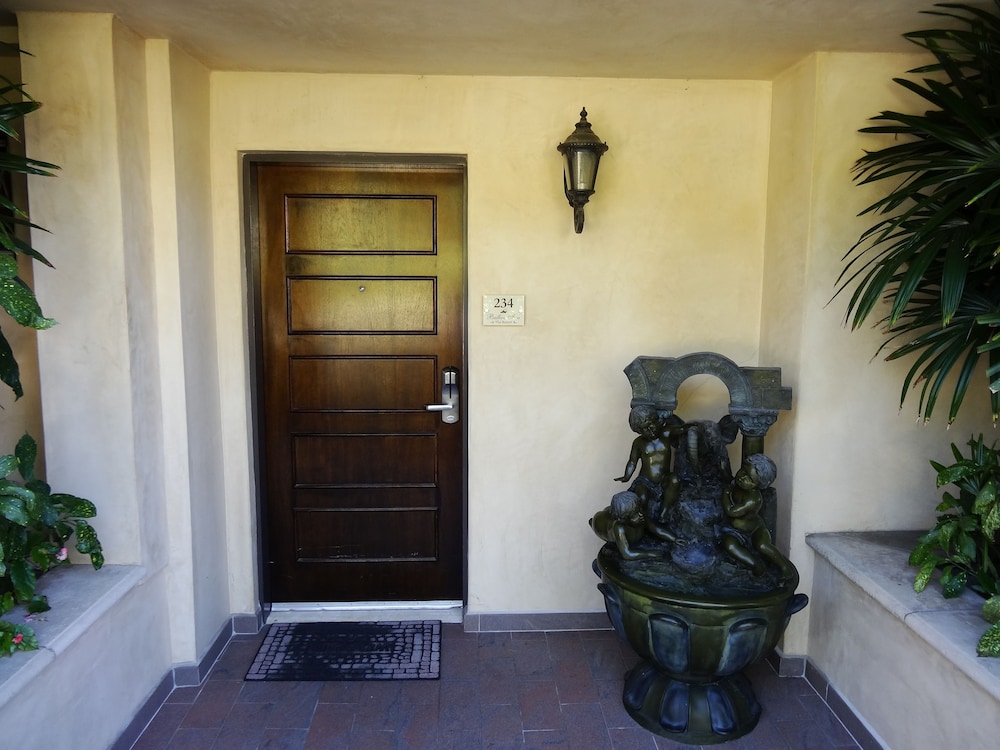 Balboa Inn 28/73