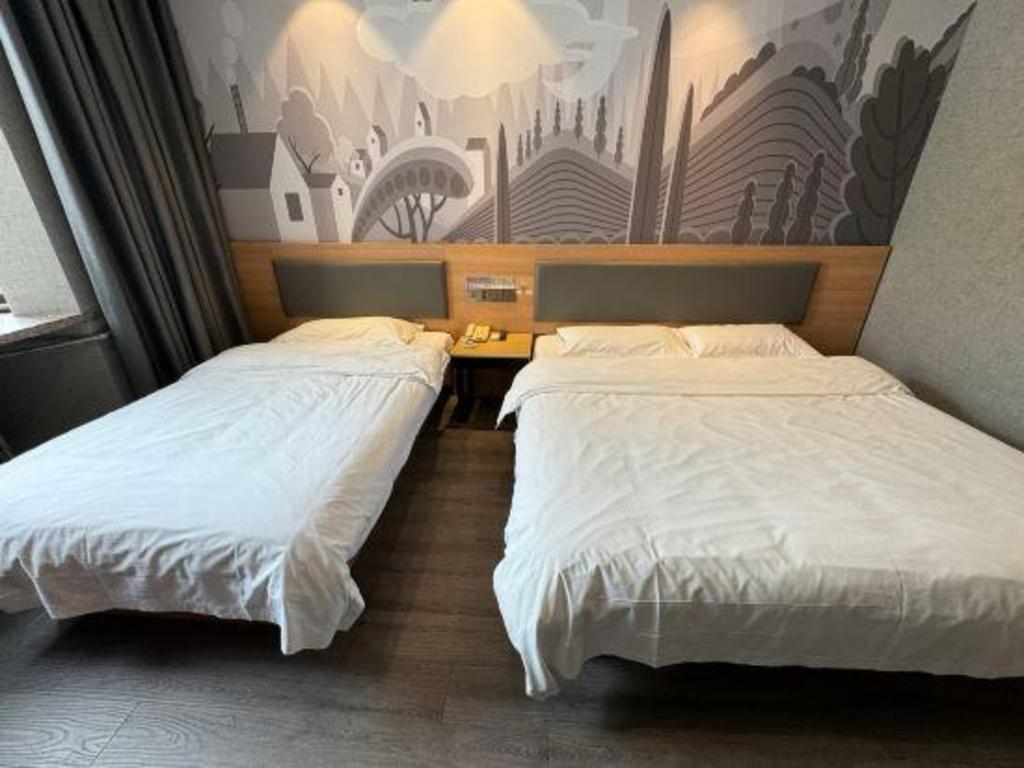 Thank Inn Plus Hotel Qingdao Huangdao District Weike Yunhai City 23/33
