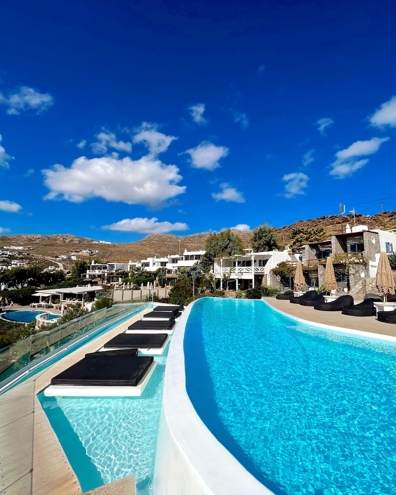 Panormos Village Seaside Resort 76/81