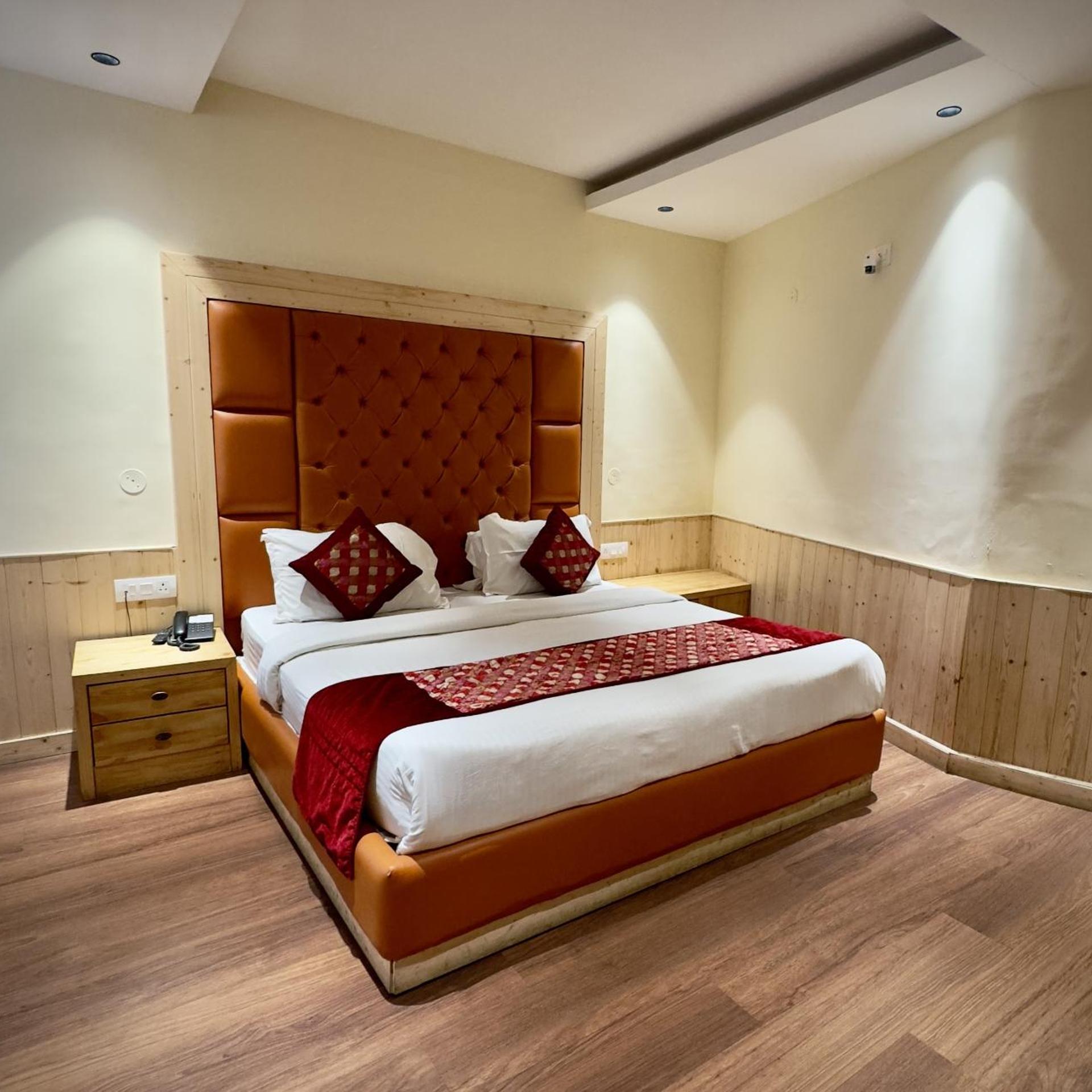 GALLEU HILL RESORTS 15/54