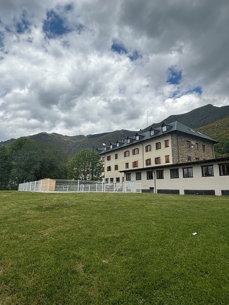 Hotel Taull 38/50