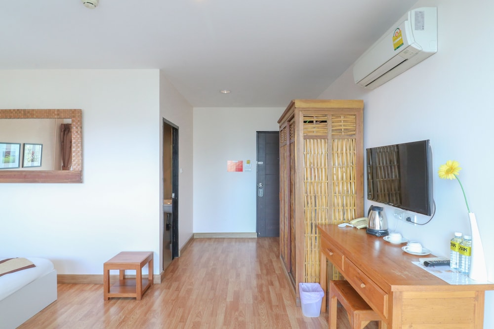 Zak Residence 58/59