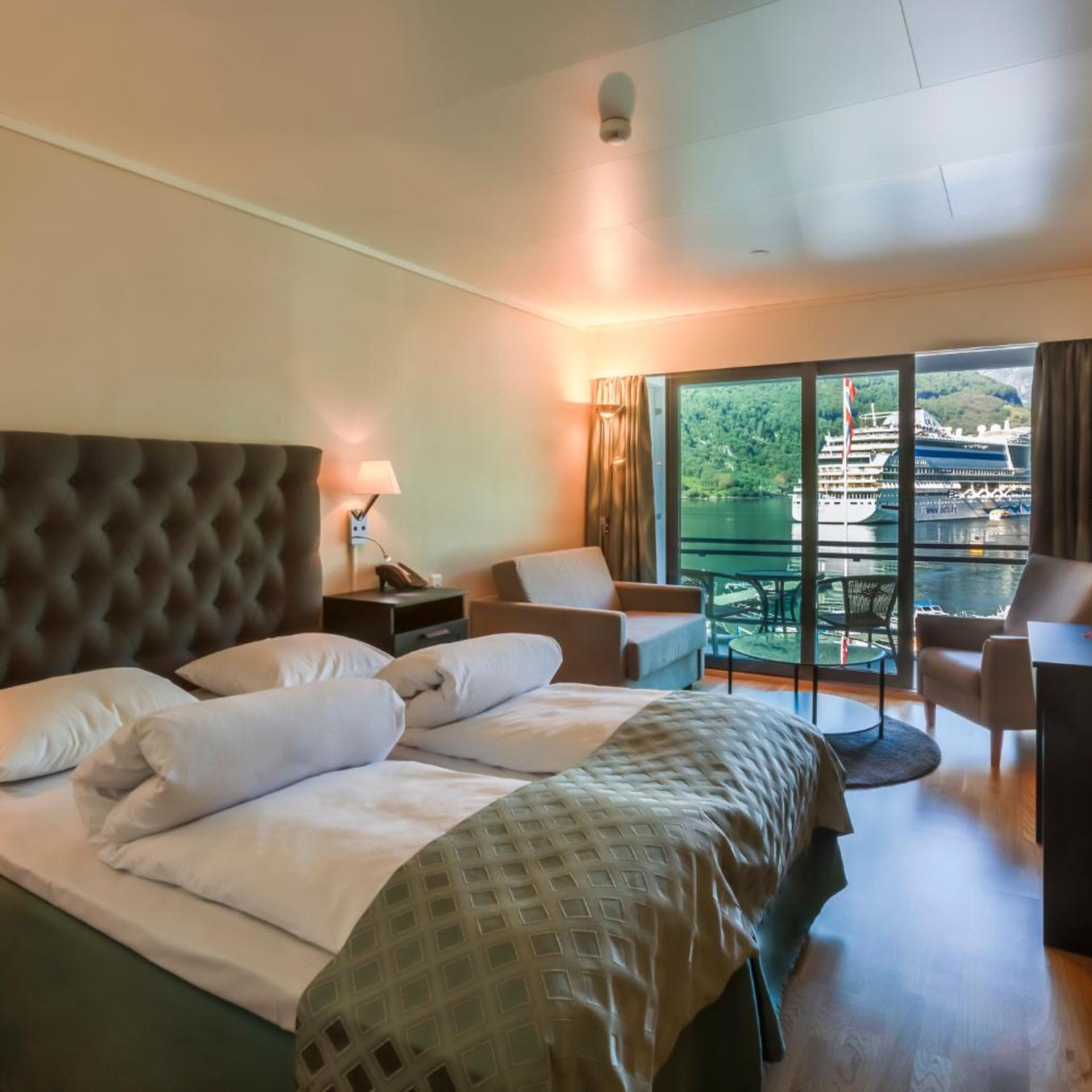Superior, Twin Beds, Fjord View، Havila Hotel Geiranger 6/10
