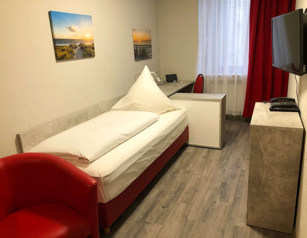 Brenner Hotel Diekmann 8/41