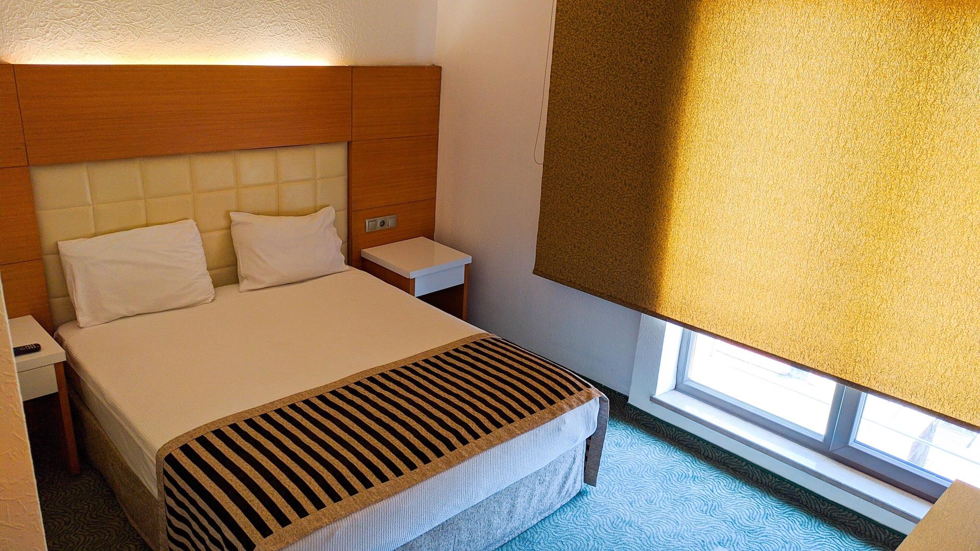 Nuzhet Hotel 13/29