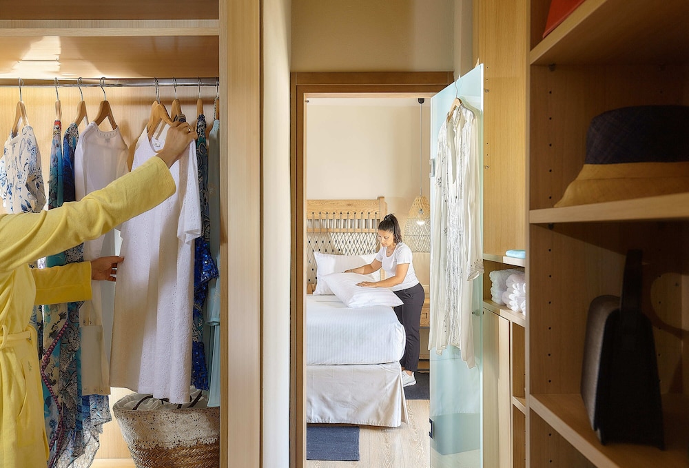 Grace Villas Collection Adult Only 18 + 23/149