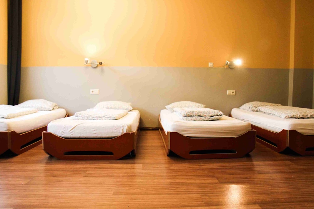 Sunflower Hostel 34/59
